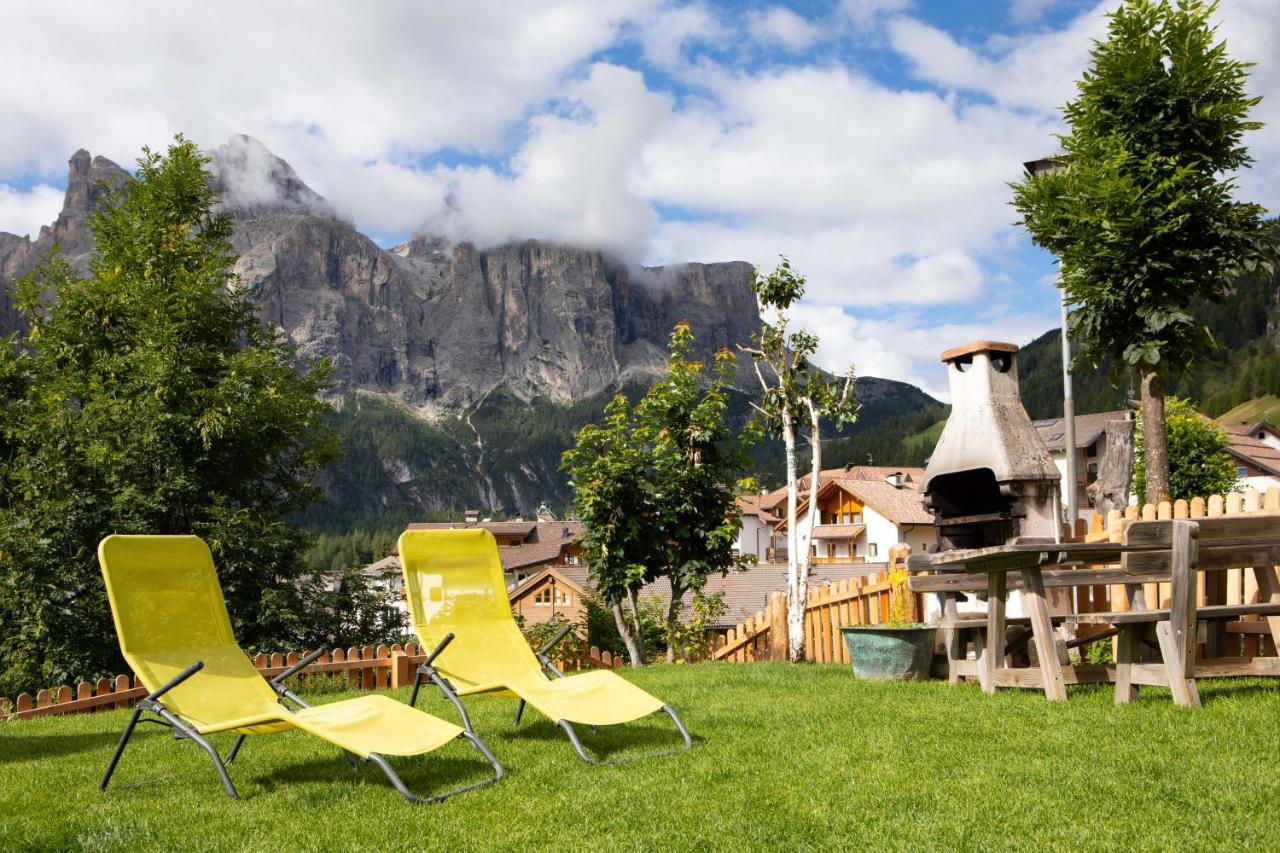 Declara B&B And Apartaments Colfosco Exterior photo